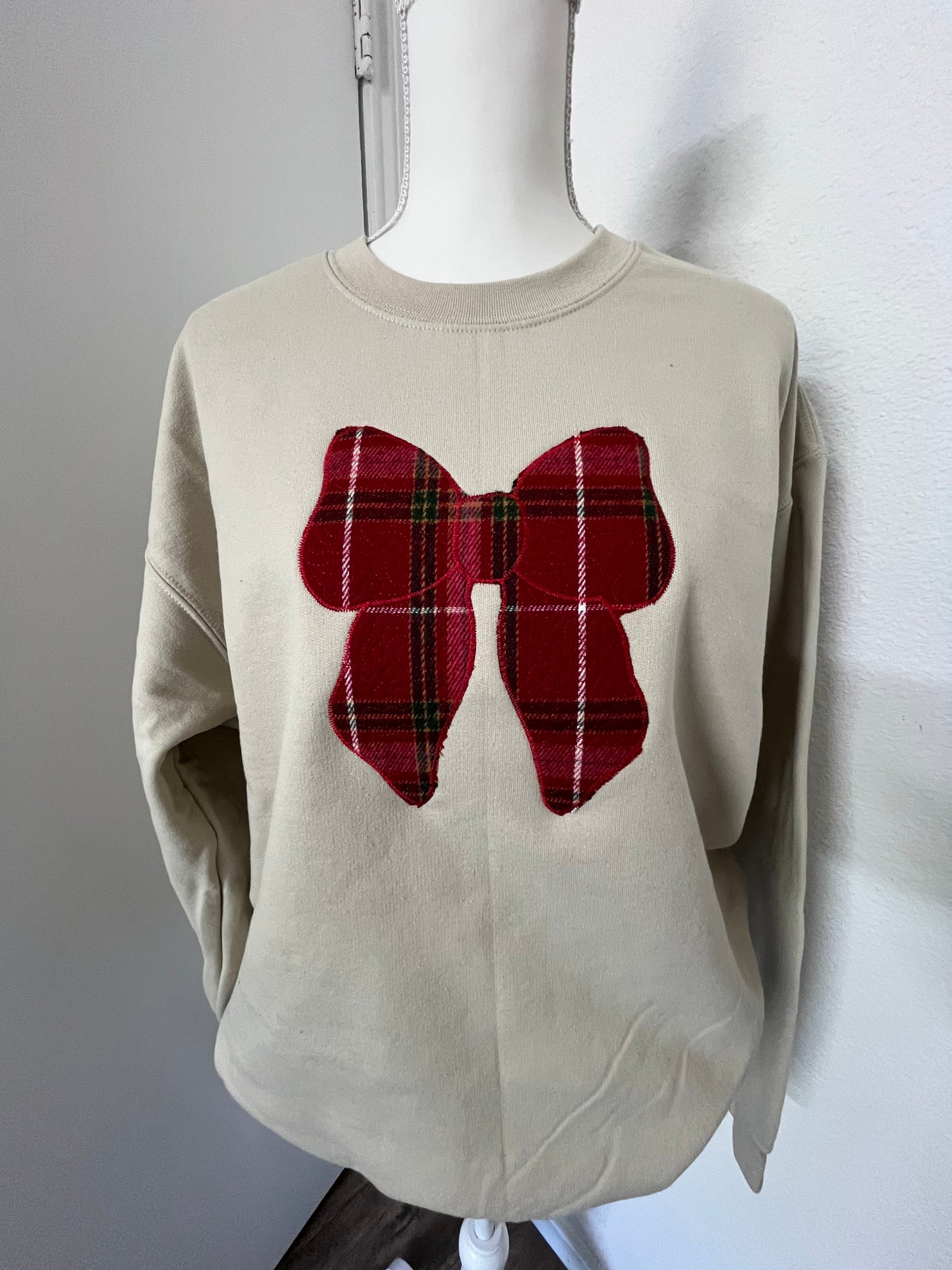 Bow Applique Embroidered Sweater